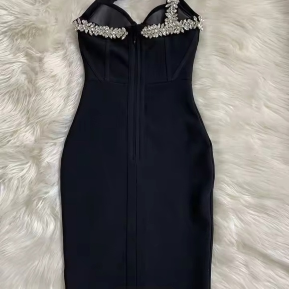 High Quality Black One-Shoulder Shiny Diamond Beaded Rayon Bandage Dress Elegant - Picture 4 of 6